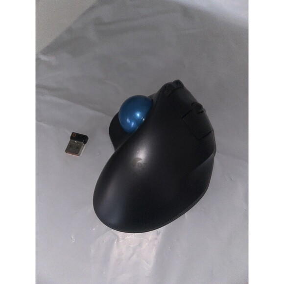 Logitech M570 Wireless Trackball Mouse with USB Dongle Run By 2 AA Battery